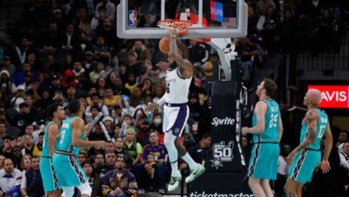 huNter-：我很幸运能遇到 SAW 作为IGL。 Donk 并不是Team Spirit的全部